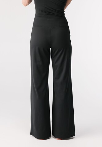 Wide leg Pantaloni sportivi 'Jada' di Girlfriend Collective in nero