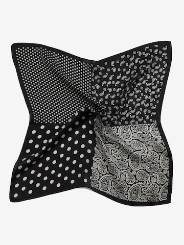 MayTree Scarf in Black: front