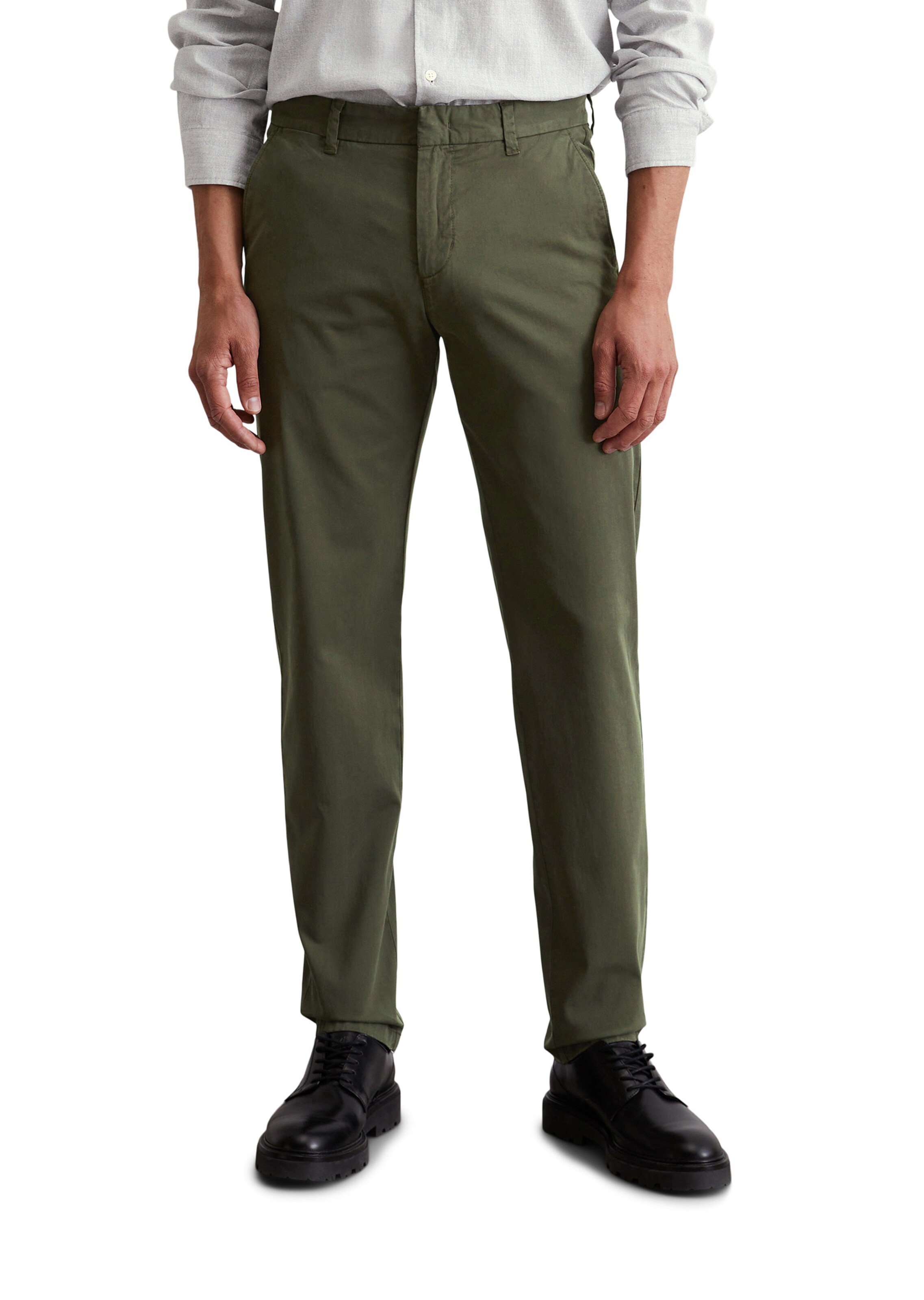 Marc O'Polo Tapered Chino 'Osby ' in Groen: voorkant