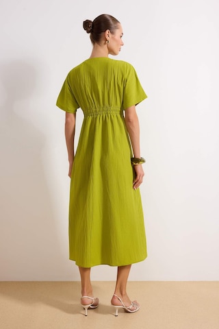 Rochie de la Trendyol pe verde