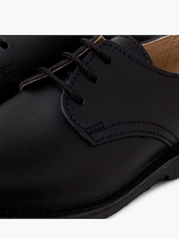 Scarpa bassa di Pisamonas in nero