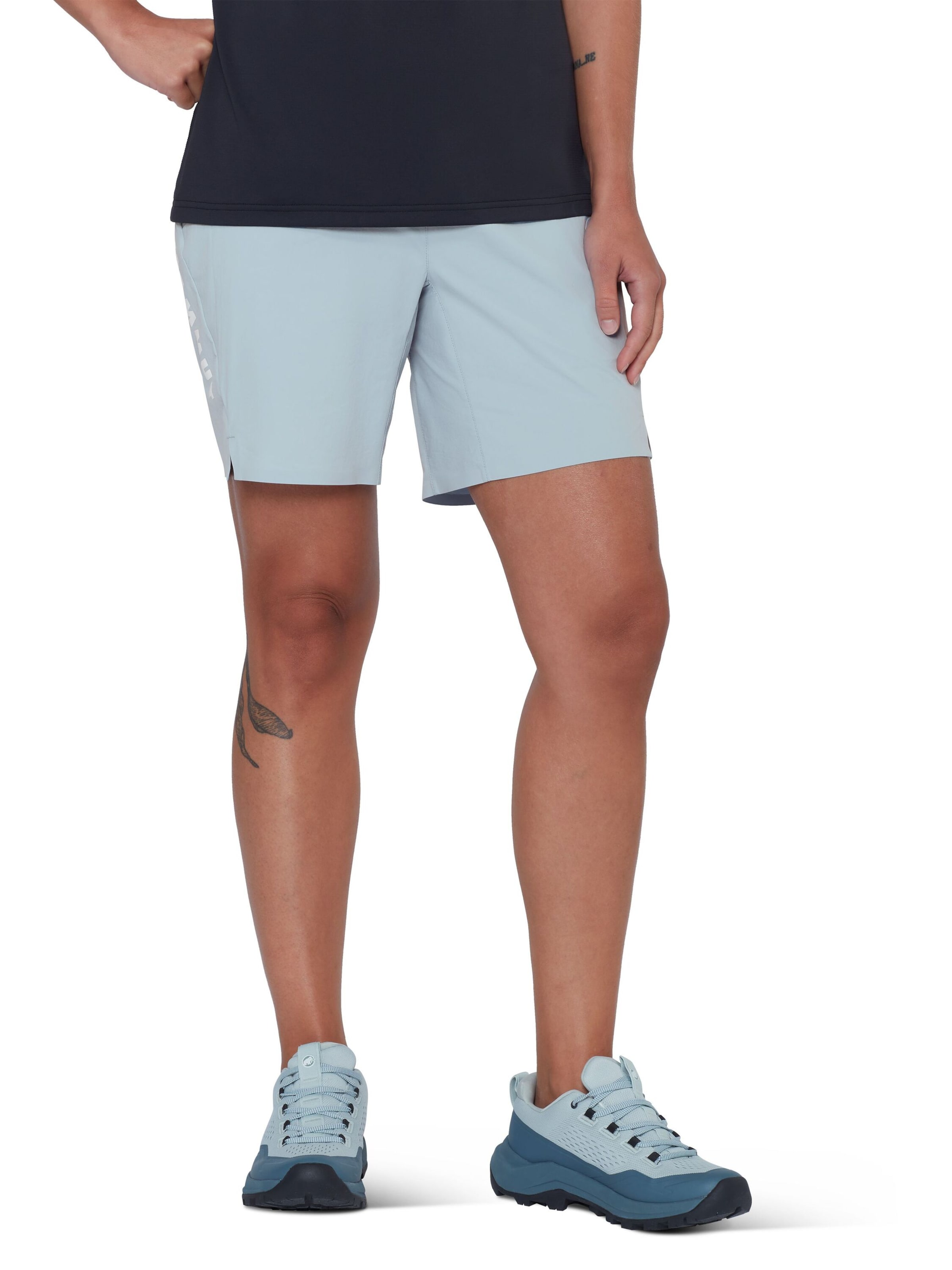 MAMMUT Regular Outdoor Pants in Blue: front