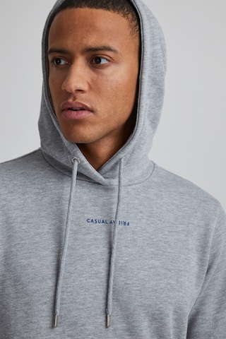 Casual Friday Sweatshirt 'Sinius' in Grey