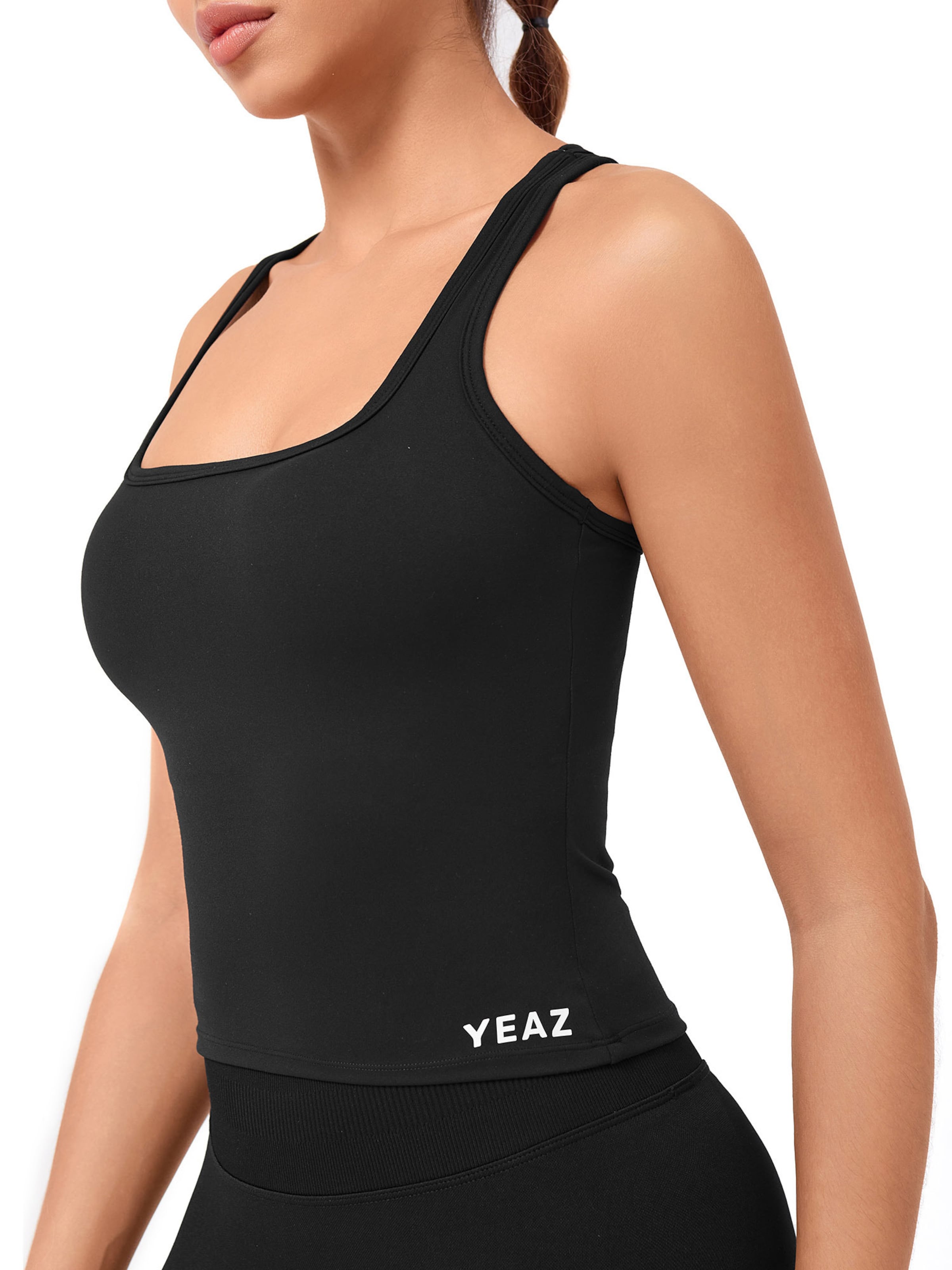 Haut de sport 'CRUSH' YEAZ en noir