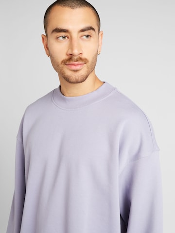 Sweat-shirt WEEKDAY en violet