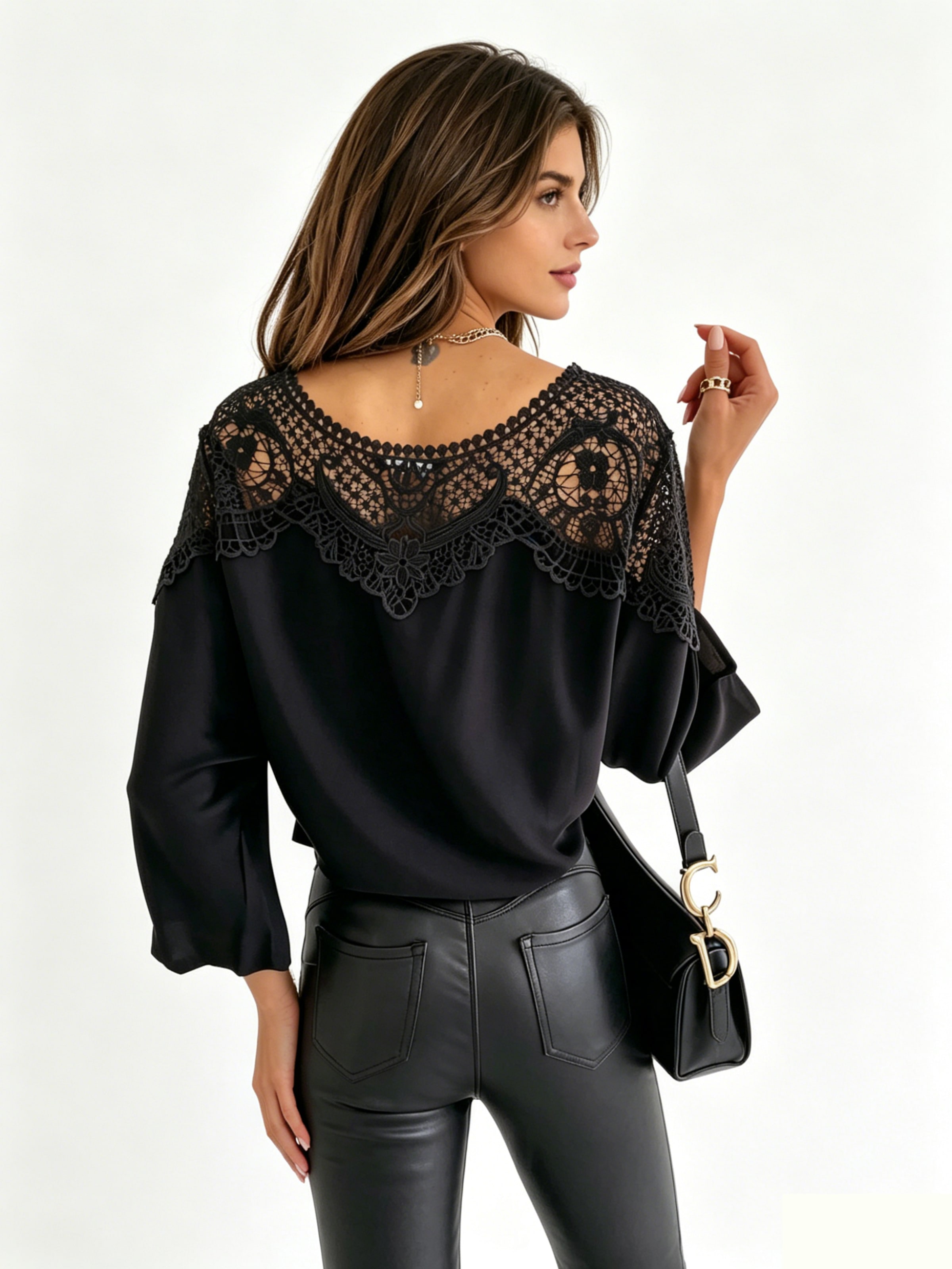 KoJooin Blouse in Black