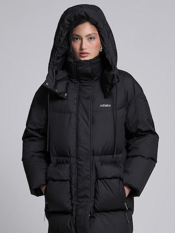 AEMMI Winter Coat in Black