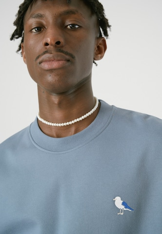 Cleptomanicx Sweatshirt 'Embro Gull' in Blue