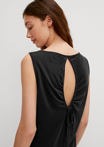 COMMA Top – černá