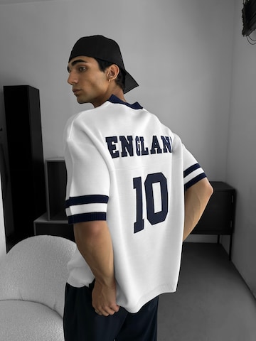 Kleidermafia T-shirt i vit