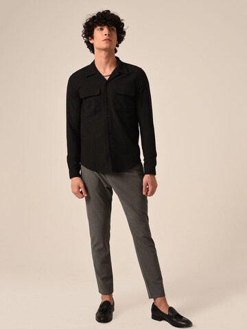 Antioch Regular Fit Skjorte i sort