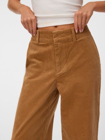 VERO MODA - Loosefit Pantalón 'VMCORA' en marrón