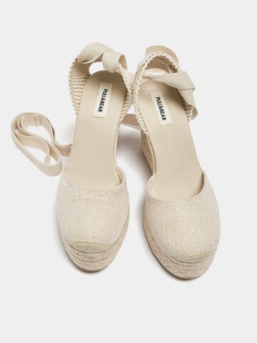 Pull&Bear Pumps in Beige