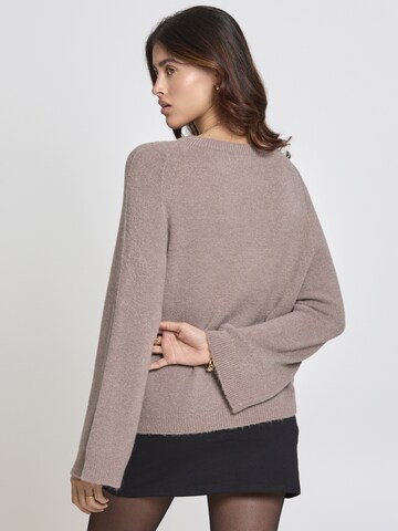 Lilavie Pullover 'Sophiaa' in Grau