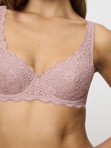 TRIUMPH T-shirt BH ' Amourette ' in Roze