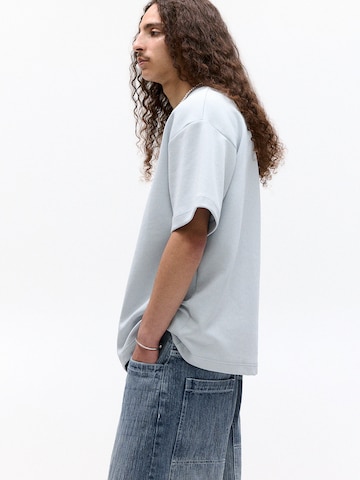 Pull&Bear Тениска в синьо