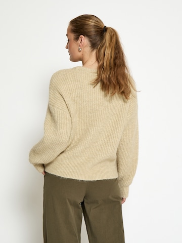 Pullover 'Jessa' di Peppercorn in beige