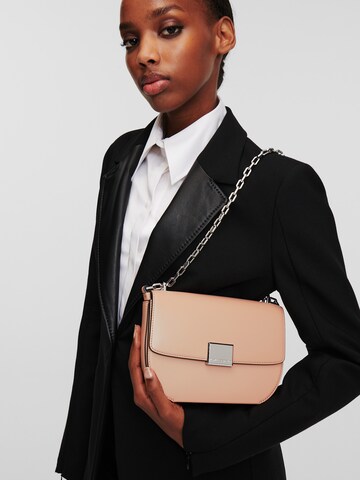 Karl Lagerfeld Axelremsväska 'Forever' i beige: framsida