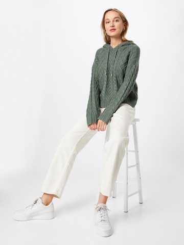 ABOUT YOU Sweater 'Lilou' in Green