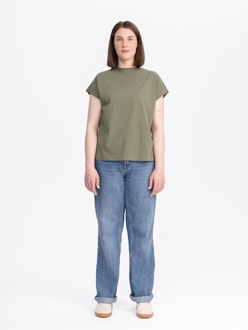 MELA - Camiseta 'MADHU' en verde