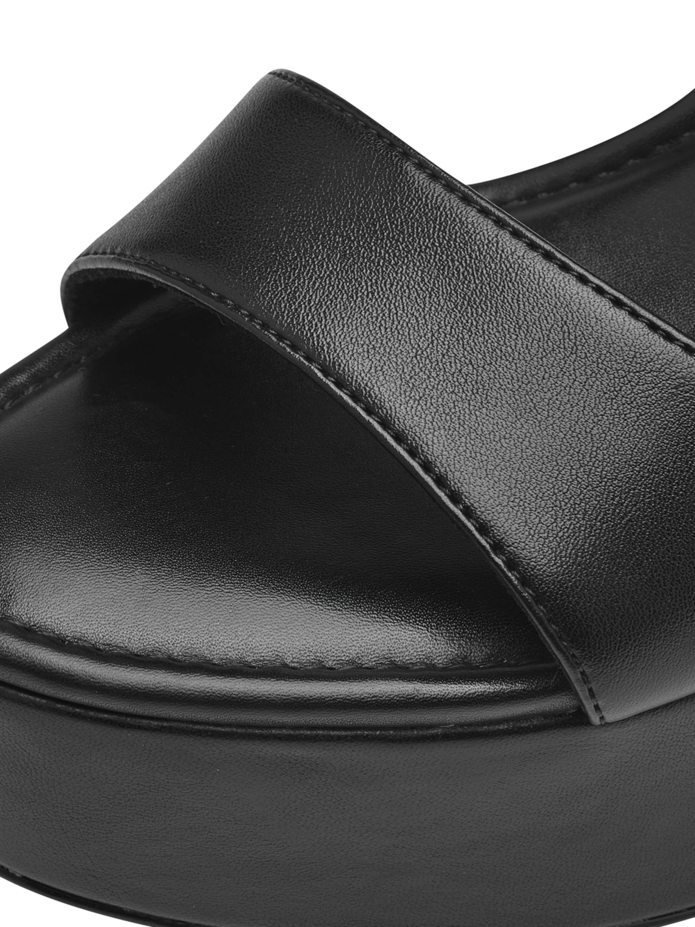 Tamaris Sandale in Schwarz