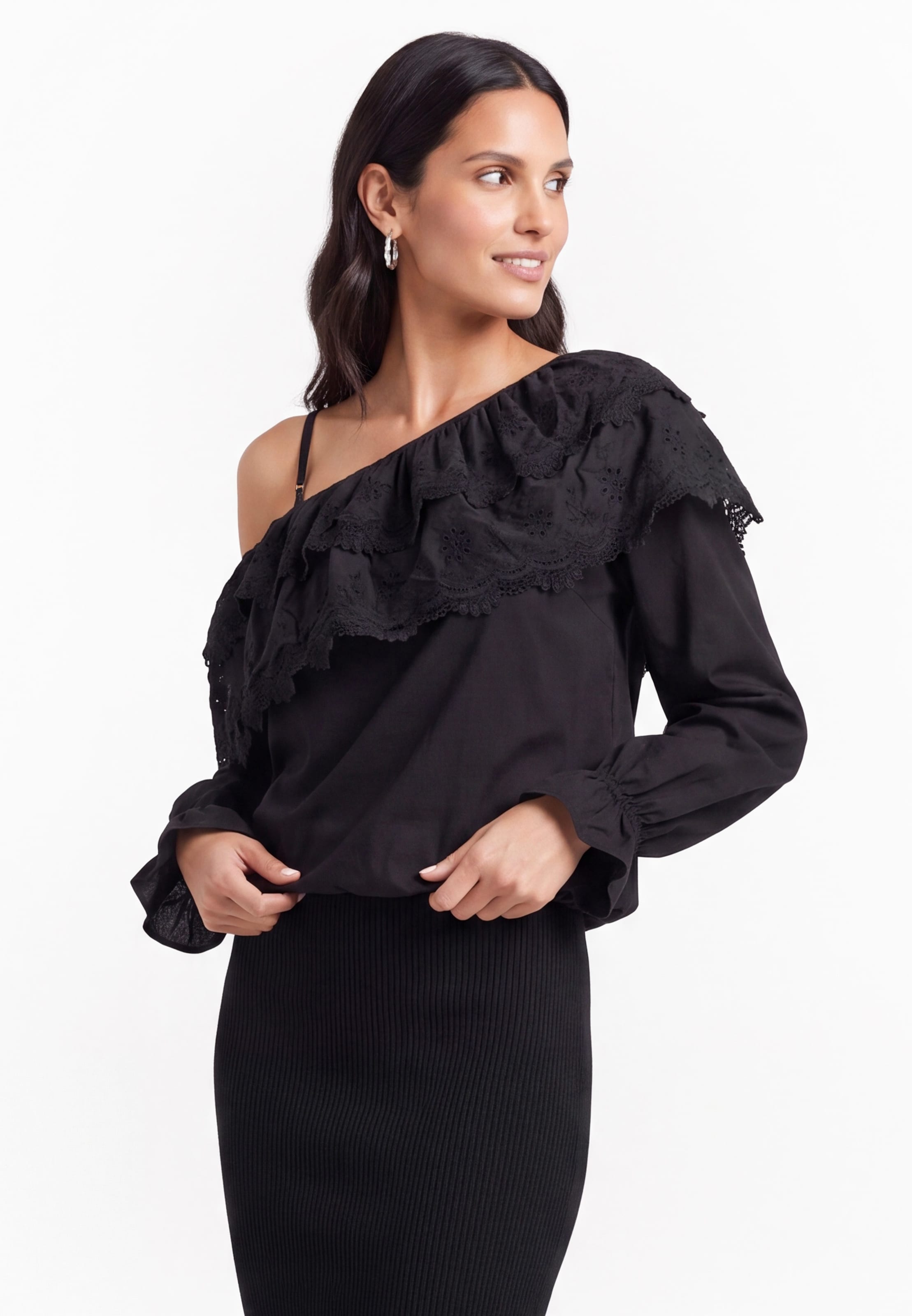 usha BLACK LABEL Blouse in Black: front