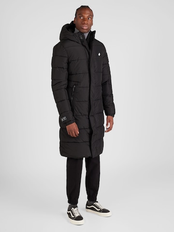 Superdry Winter coat in Black: front