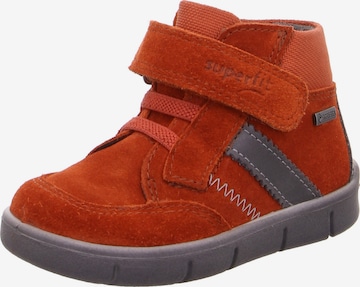 SUPERFIT - Zapatos bajos 'ULLI' en rojo: frente