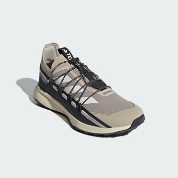 Chaussure basse 'Voyager 21' ADIDAS TERREX en beige