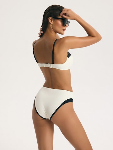 ESOTIQ Bikinihose 'Bikini Slip NICEA, Streifenmuster, Shaping'‌‌‌ in Beige