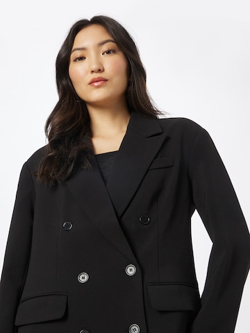 Blazer 'Rosie' di Gina Tricot in nero