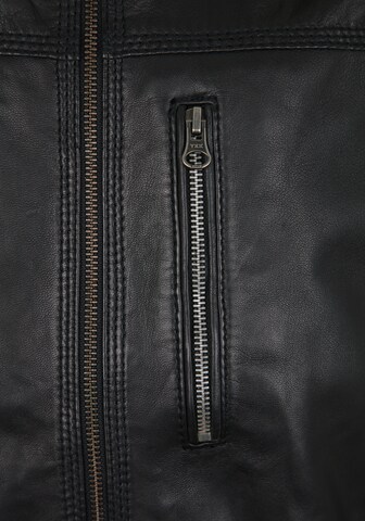 CAPITANO Between-Season Jacket 'Donni' in Black