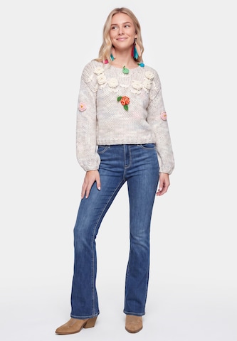 IZIA Sweater in Beige