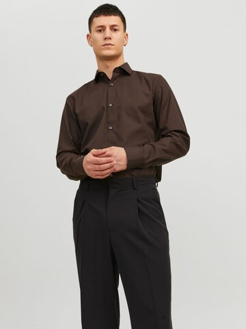 JACK & JONES Comfort fit Button Up Shirt 'blaparker' in Brown