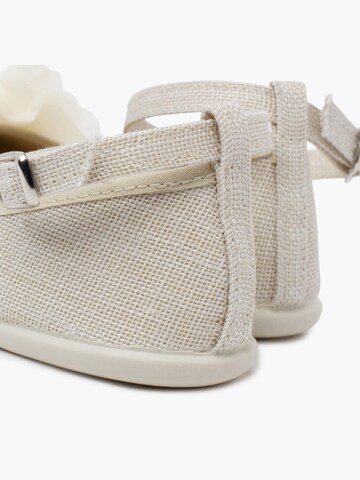 Pisamonas - Bailarina en beige