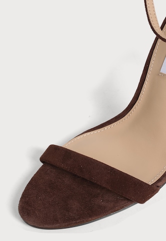 STEVE MADDEN Босоножки с ремешком 'TECY' в Коричневый