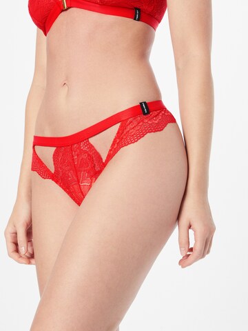 VIERVIER Thong 'Delia' in Red: front