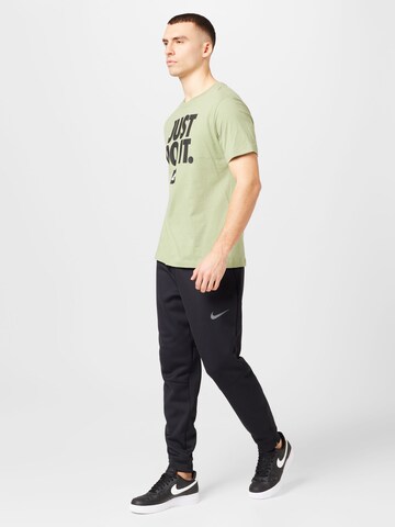 T-Shirt Nike Sportswear en vert