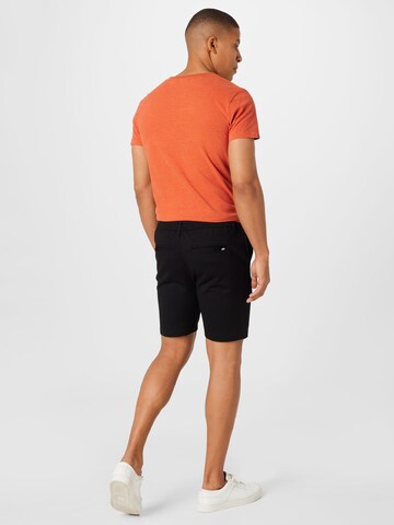 Kronstadt Regular Shorts in Schwarz