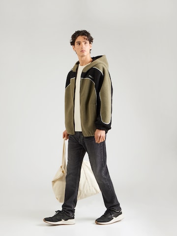 Tricou 'Thilix 4' de la BOSS Green pe alb