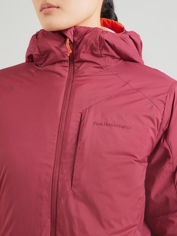 Geacă outdoor 'Freelight' de la PEAK PERFORMANCE pe mov