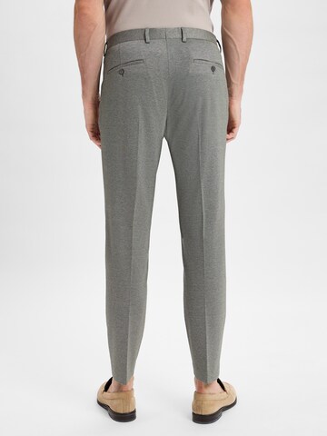 BENVENUTO Regular Pleated Pants ' Messina J ' in Grey