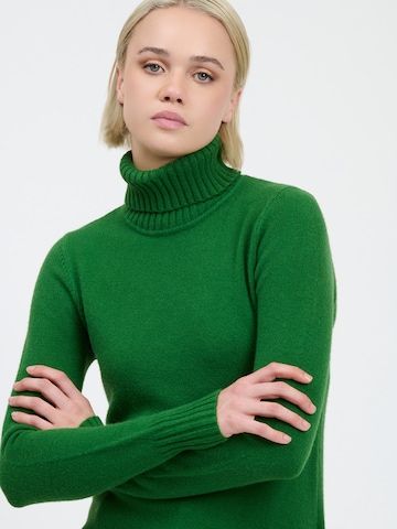 Pulover de la Influencer pe verde