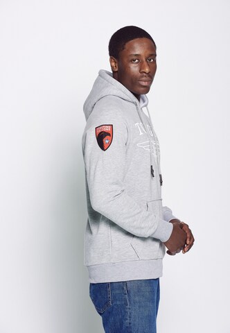 TOP GUN Sweatshirt in Grau