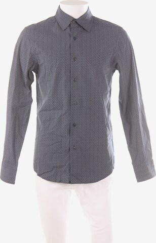 RAW Button Up Shirt in M in Black: front