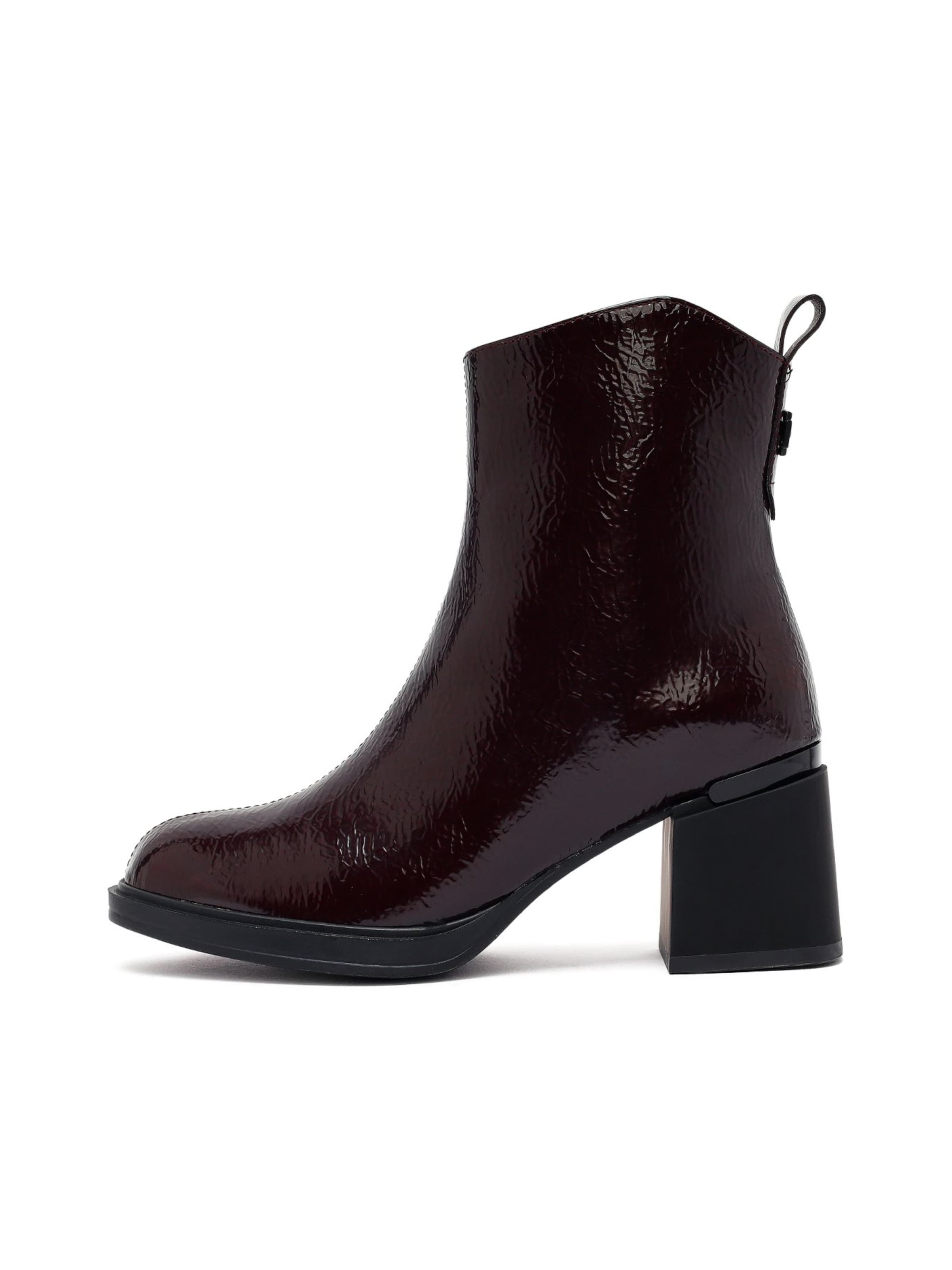 Ankle boots di Derimod in rosso: frontale