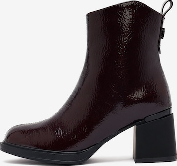 Derimod Booties in Red: front