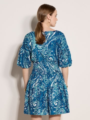 Robe ' ' Apricot en bleu