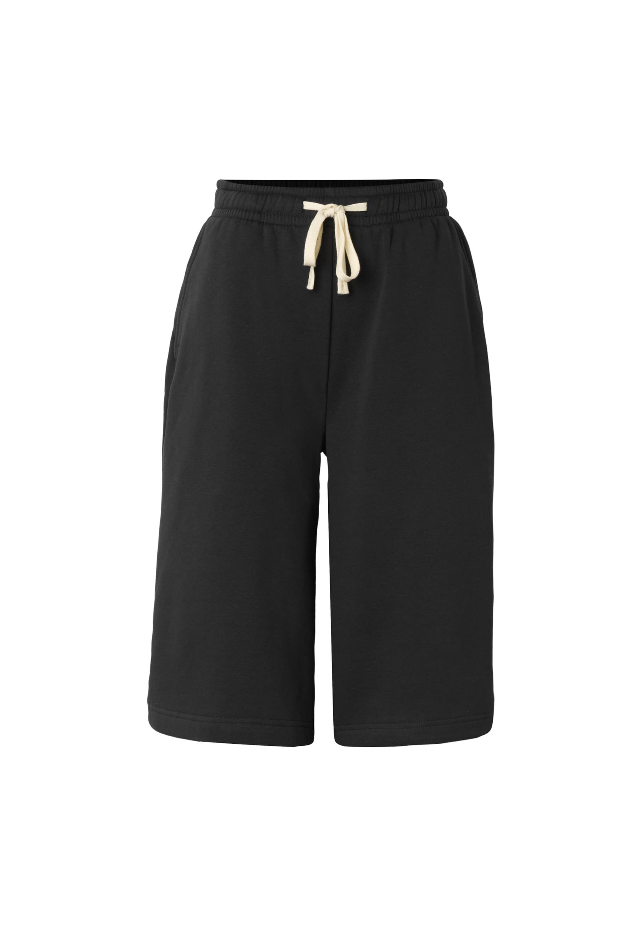 Urban Classics Regular Hose in Schwarz: Vorderseite