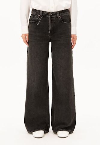 ARMEDANGELS Wide leg Jeans in Zwart: voorkant